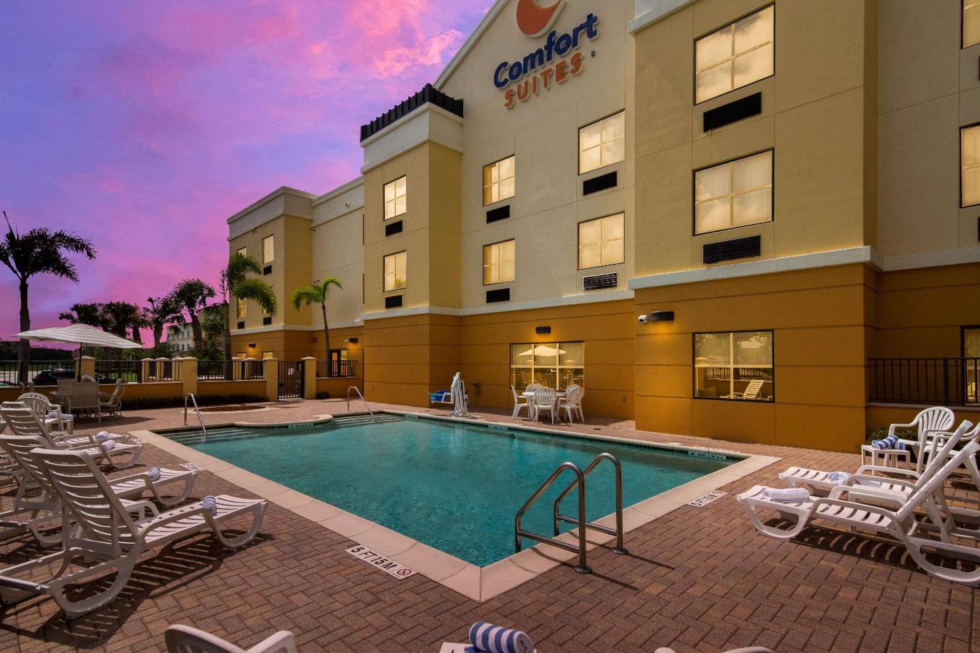 Comfort Suites Vero Beach I-95 Exteriér fotografie