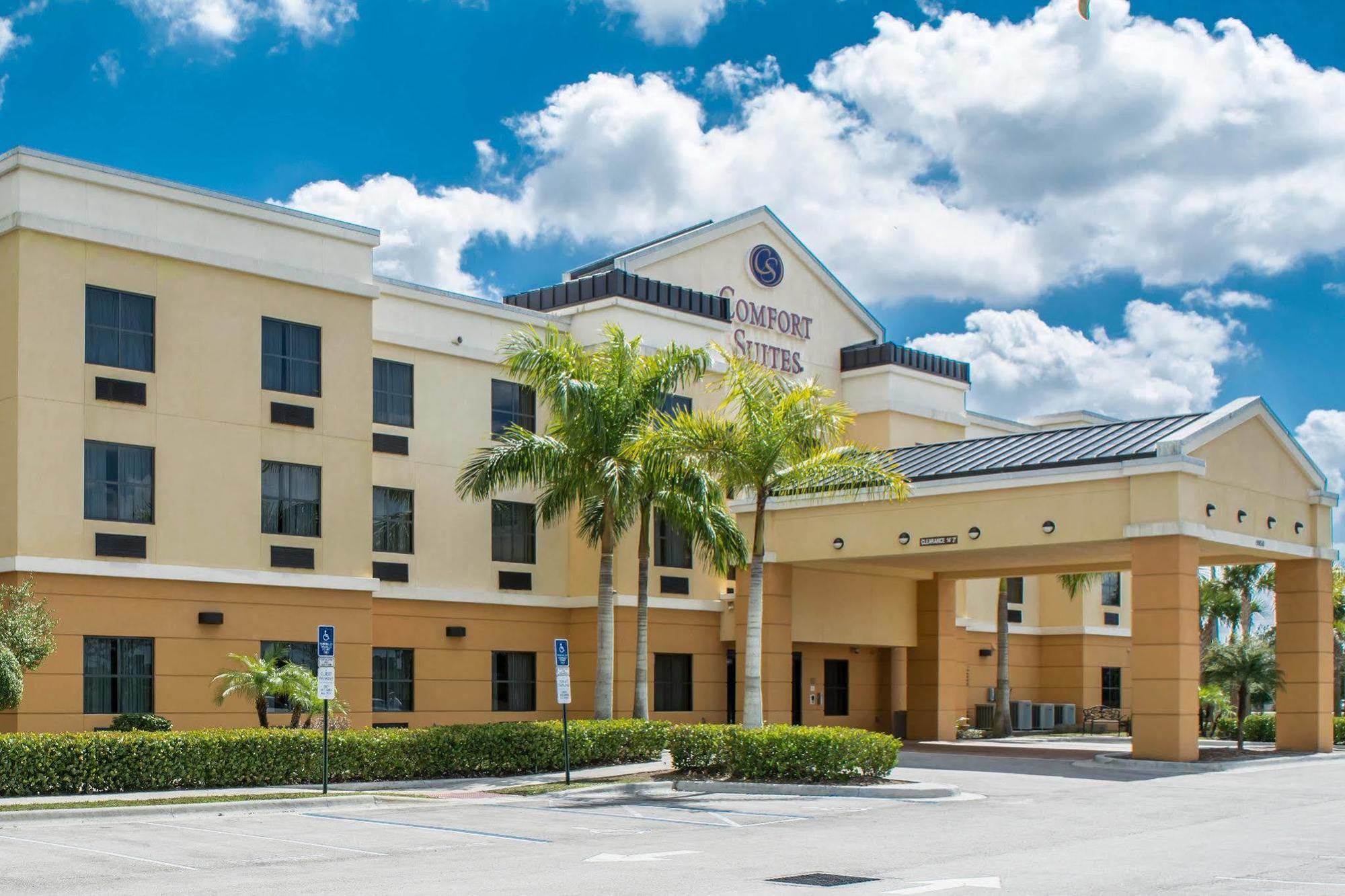Comfort Suites Vero Beach I-95 Exteriér fotografie